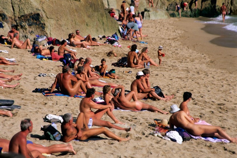 Private masturbation on the beach
