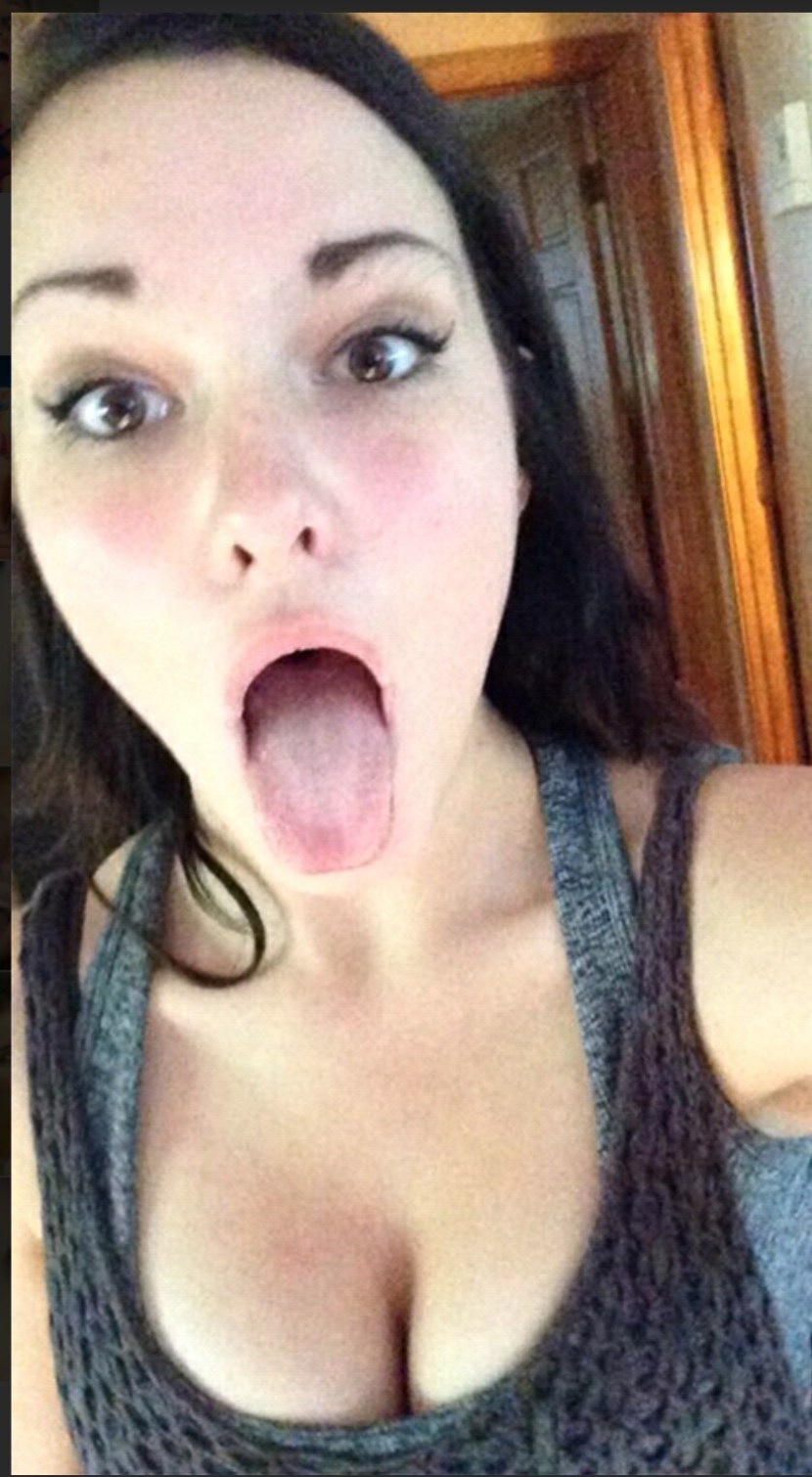 Open mouth with a sticky tongue