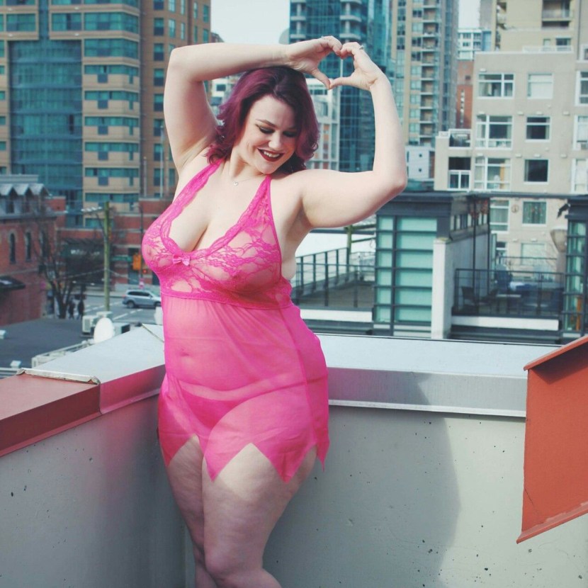 Model Ruby Roxx