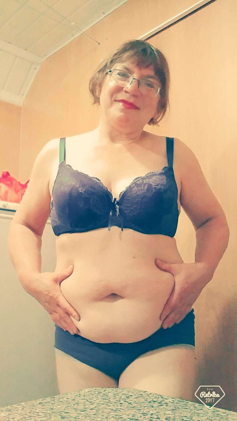 Thick elderly in linen