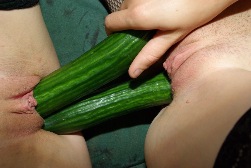 Risky masturbation vegetable under the fence amateur