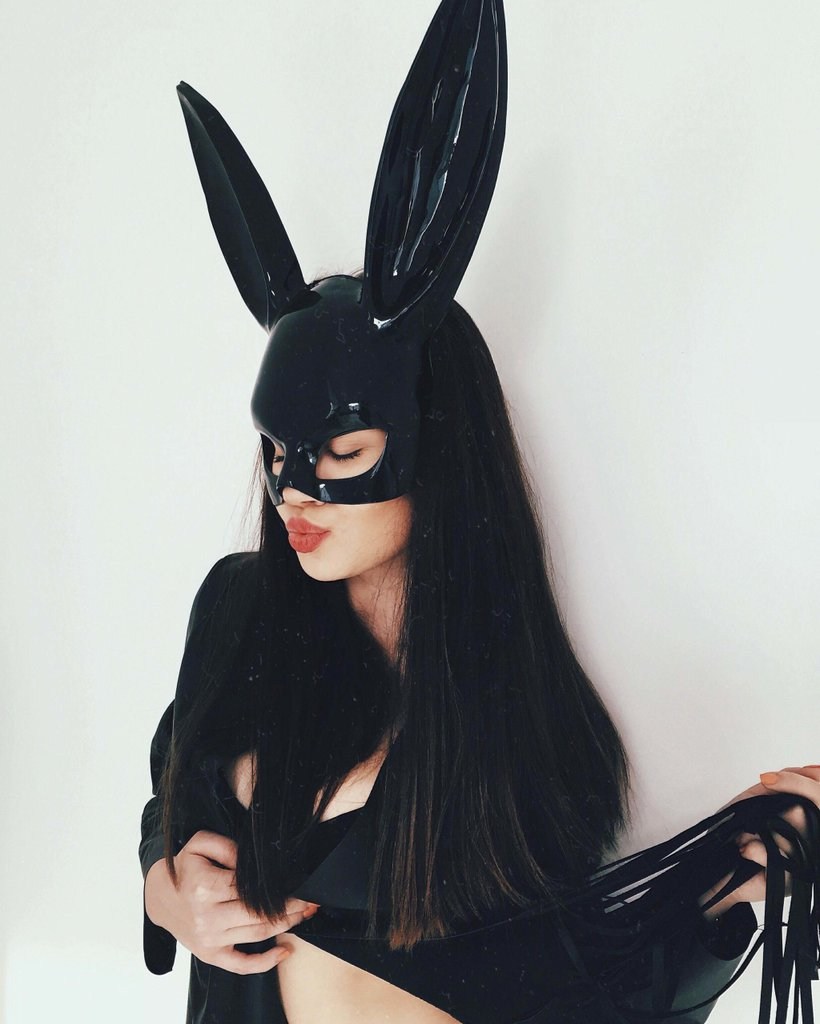 Brunette in A Mask (78 photos)