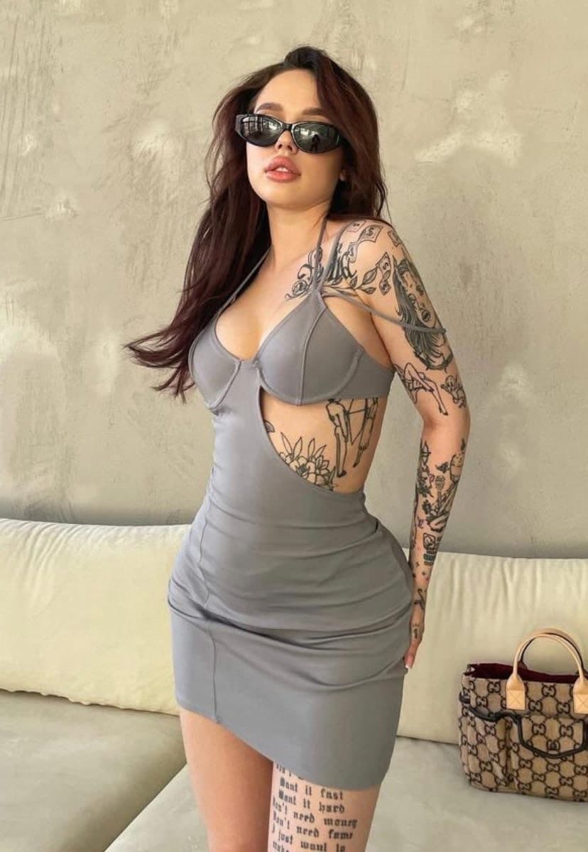 Cathlin "Amouranth" Syraguz