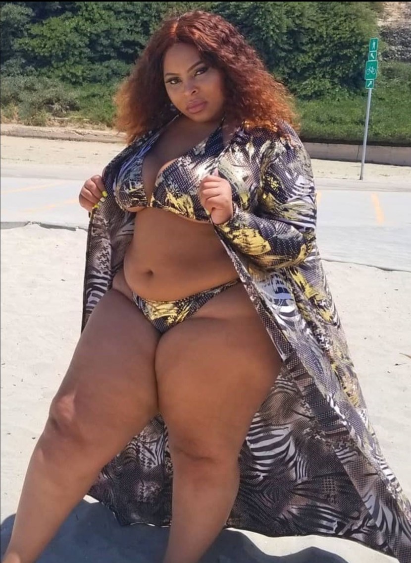 Lexy Lu (lexy lu) in bikini