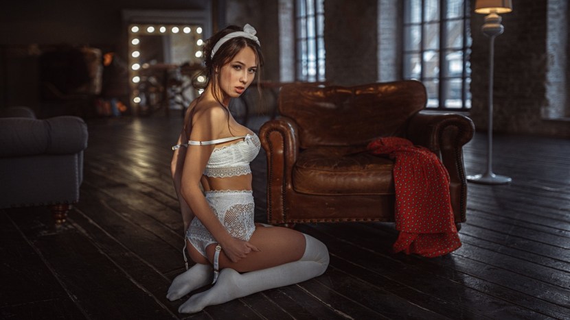 Contemplating anime tights