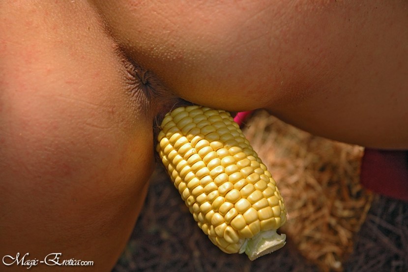 Put corn in the ass
