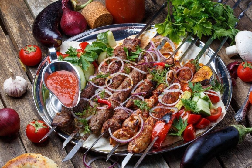 KEBABS0VEABS showed the chest