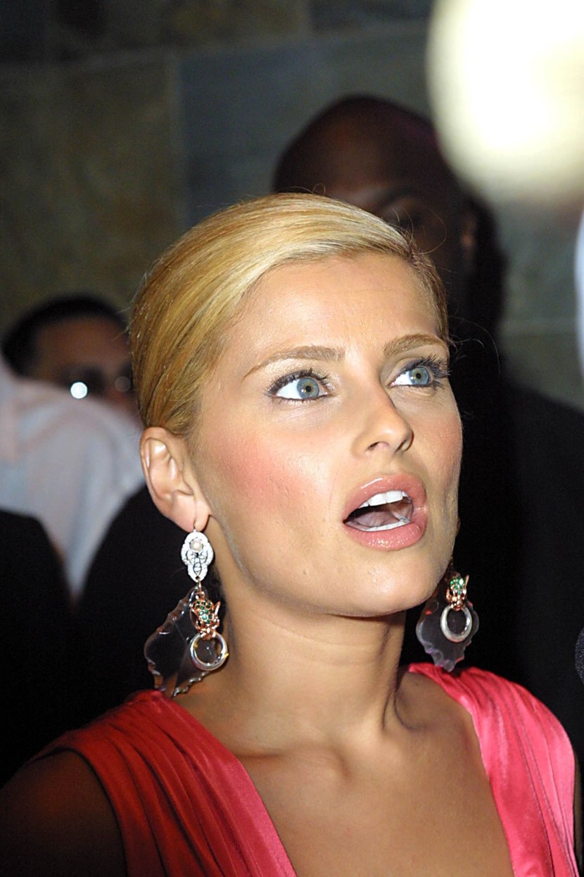 Jennifer Aniston Cumshot