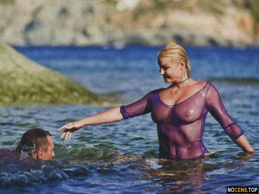 Anastasia Volochkova is naked