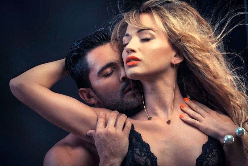 Marketa Stroblova Kiss