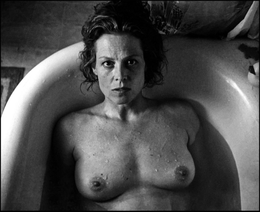 Sigurni Weaver 1979 Naked