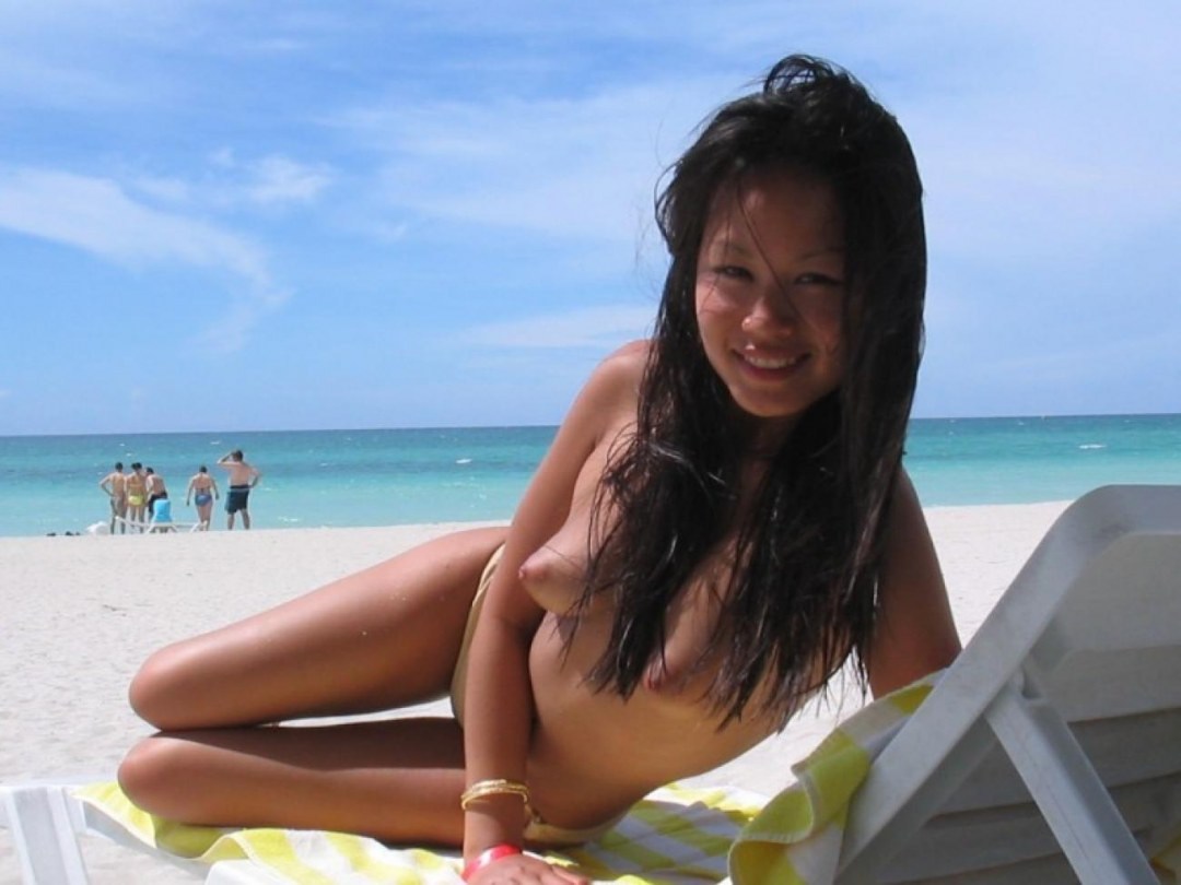 Cambodia Nude Beach Nudist - Naked Vietname Woman on the Beach (83 photos) - porn ddeva