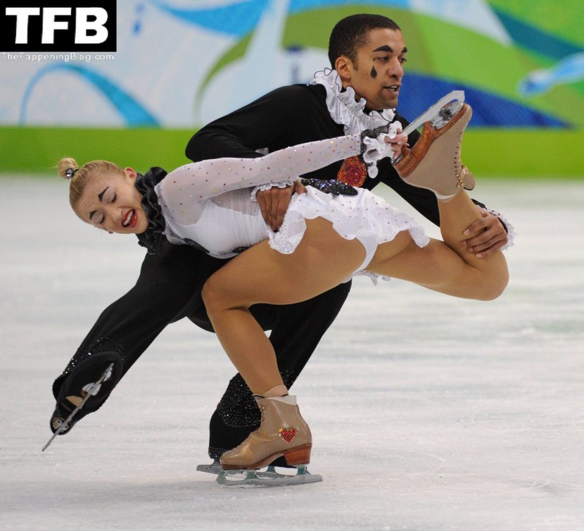 Adult women without clothes