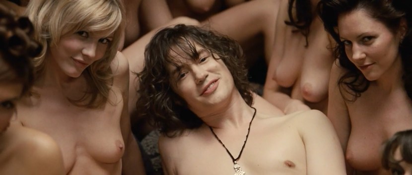 Beauty Bibi Jones fucks in stockings