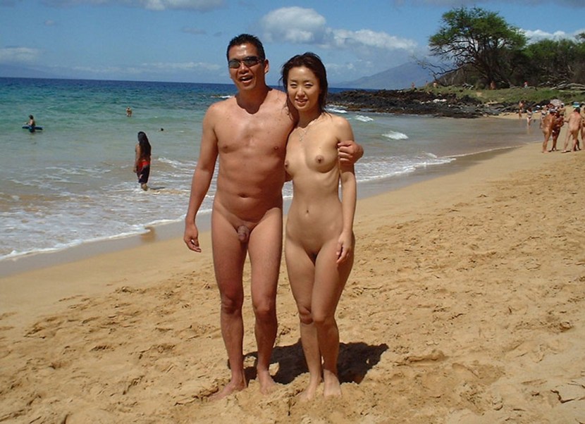 Naked family in Thailand