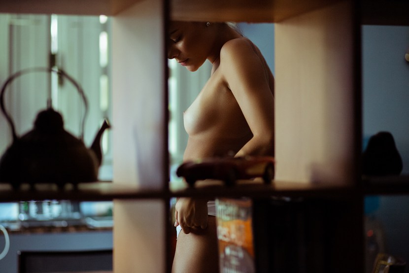 Actress Karina Andolenko Naked