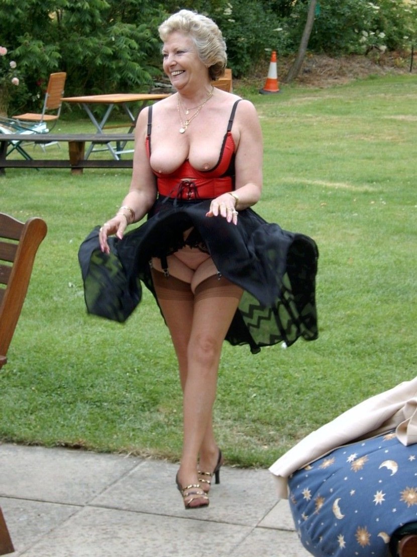 Erotic grandmothers in mini