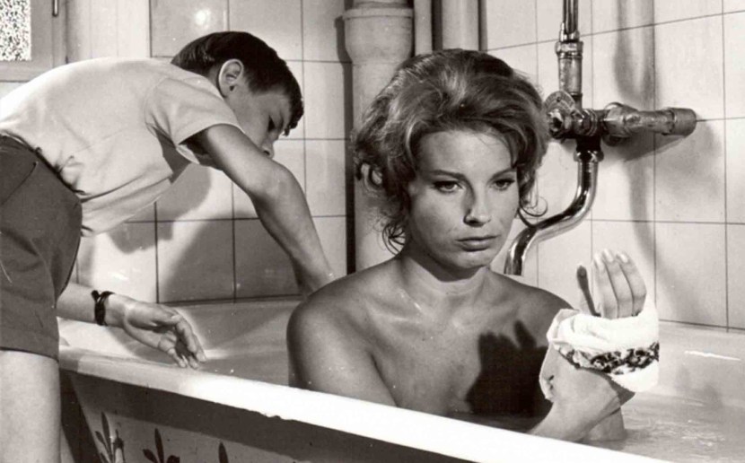 Jean-Ogust Dominic Engr Turkish bathhouse