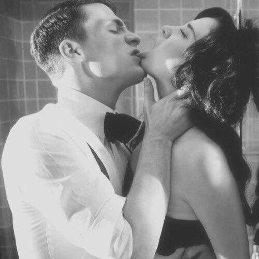Rough kiss