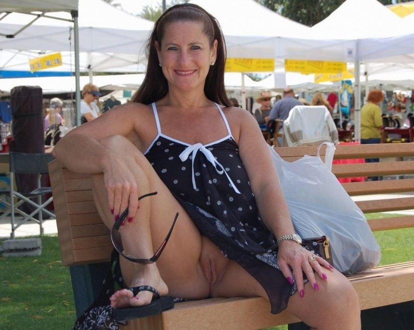 Older women without panties