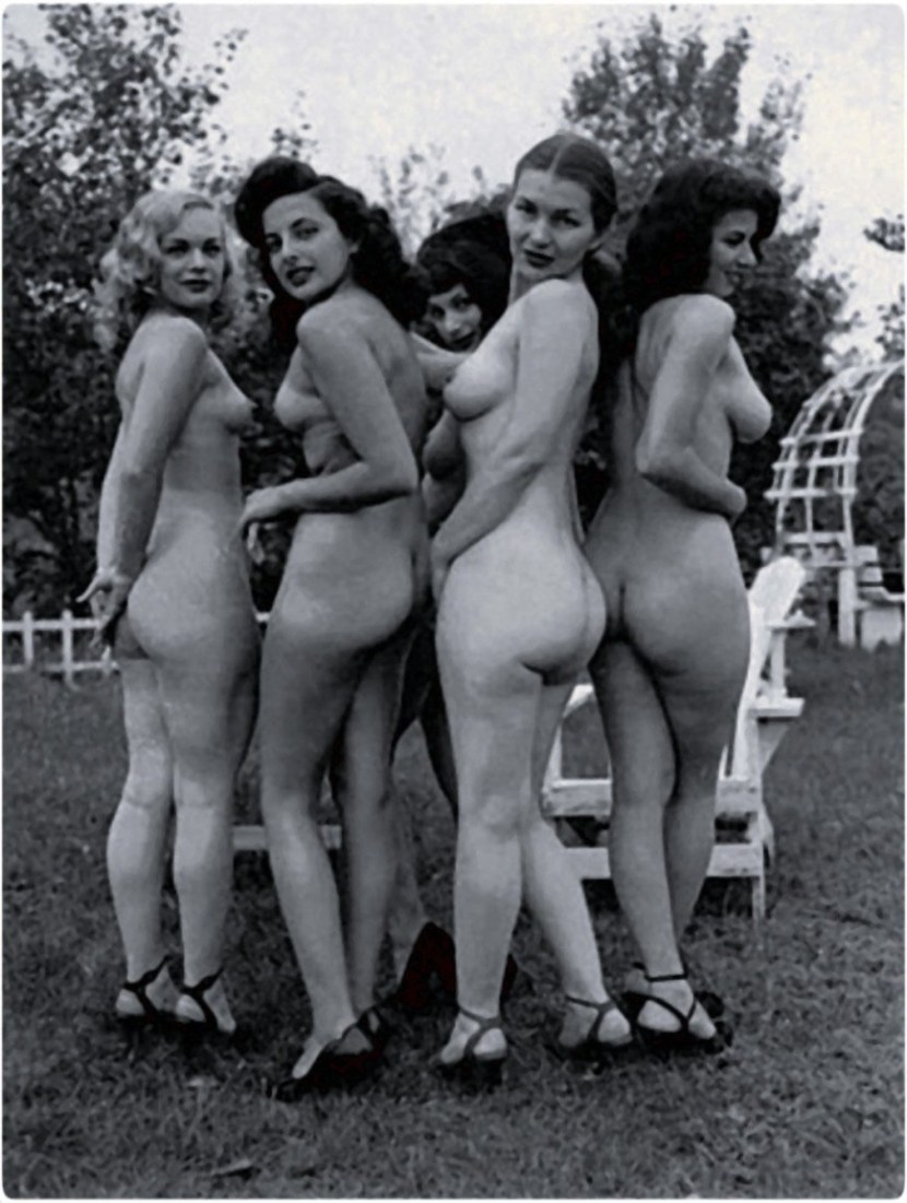 German naked women retro