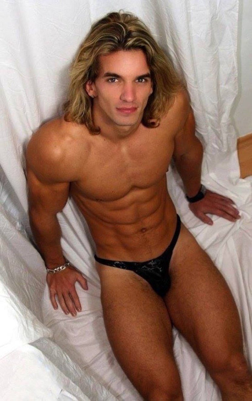 Sucks at a mature man