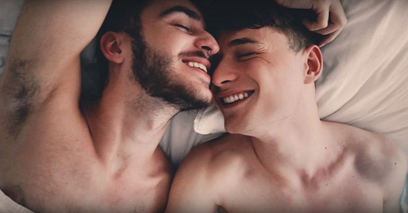 Sports pairs in the gym