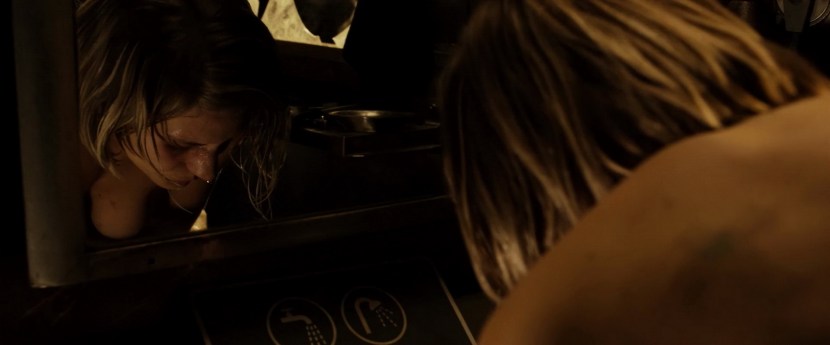 Katie Sakhoff Galaxy bed