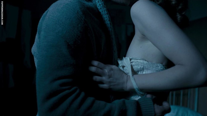 Chloe Grace Motz in Nizhny