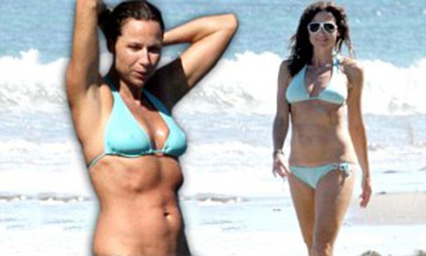 Vera Farmiga photo in underwear