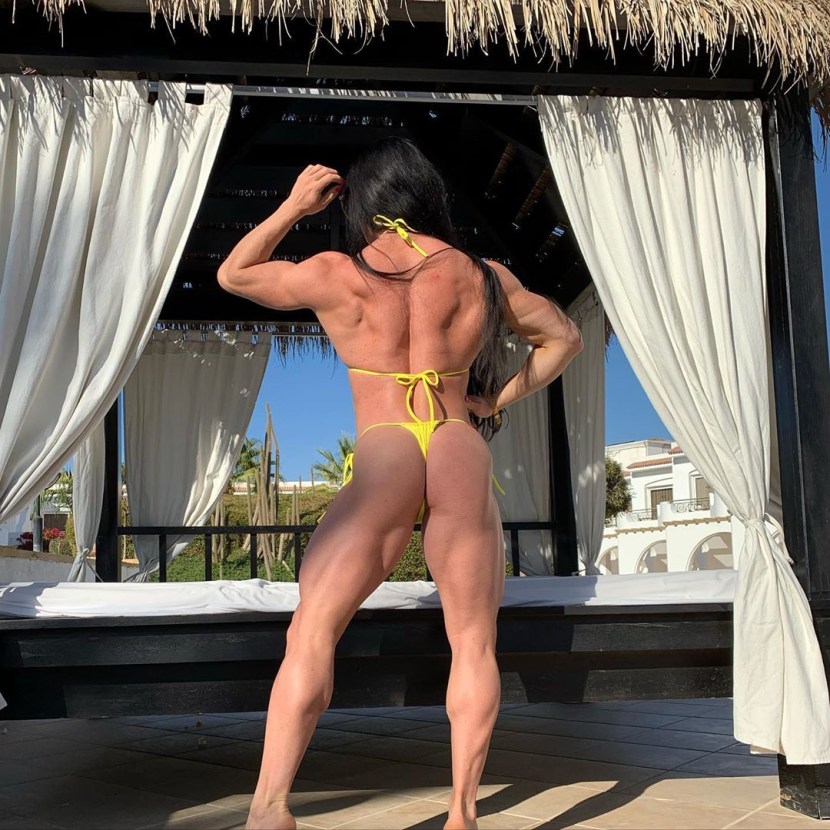 Vika Pogribnyak Instagram