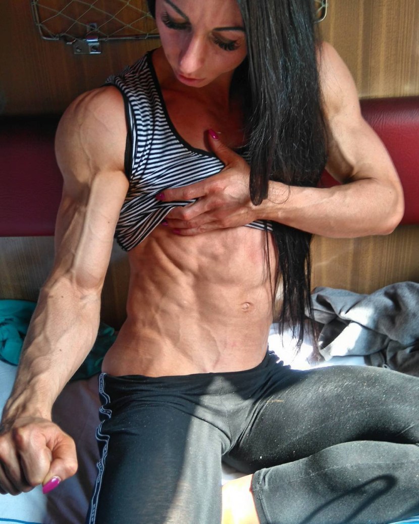 Female BodyBuilder Aliona Meriacri