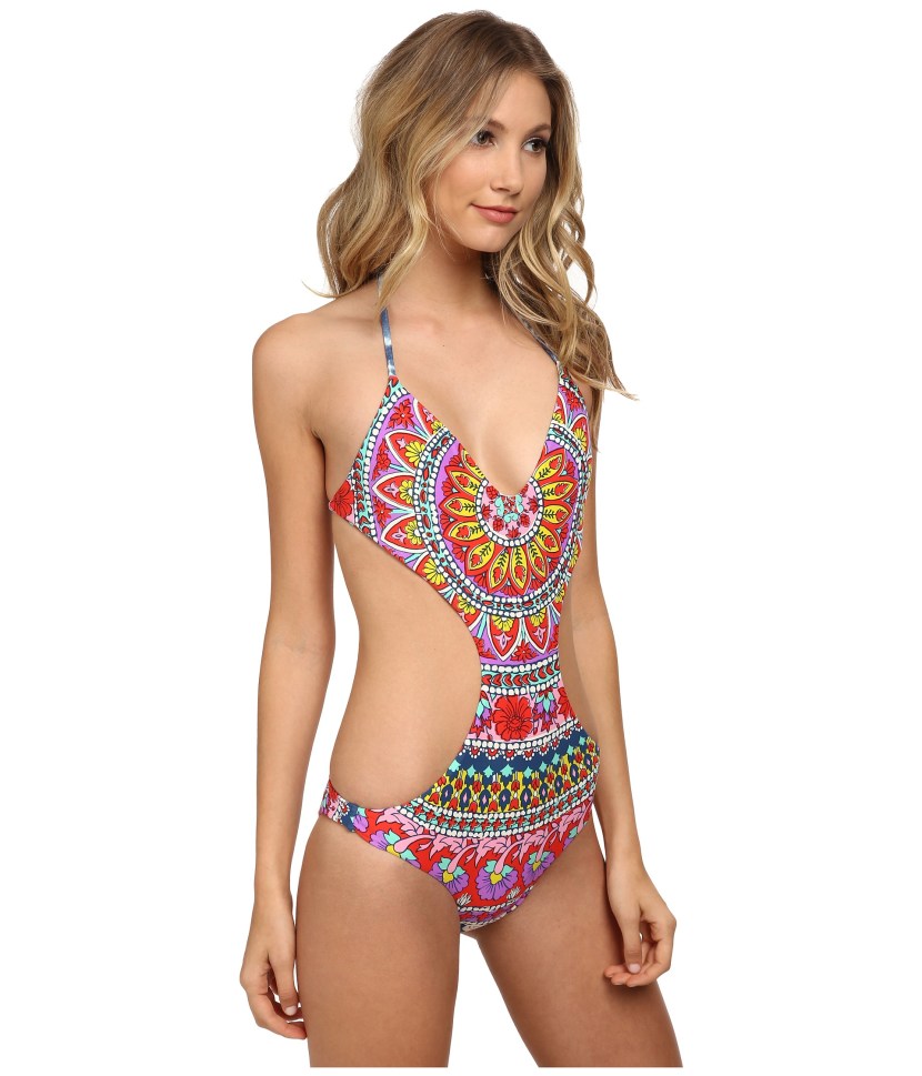 Model Camilla Morron