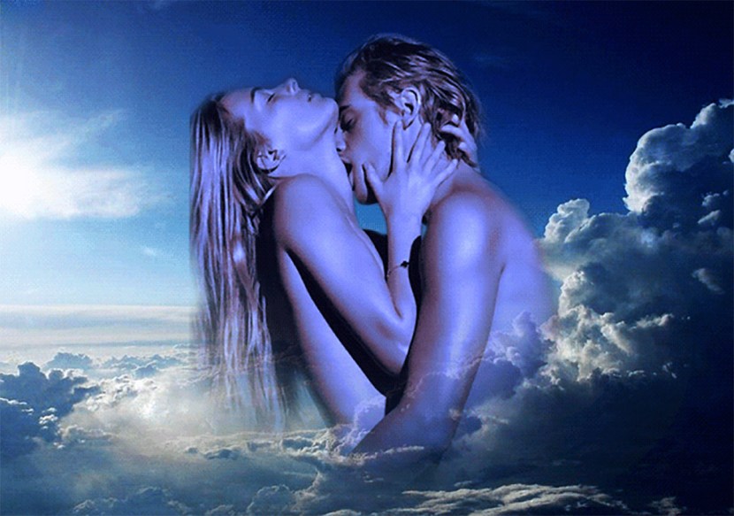 Hot kiss for the night