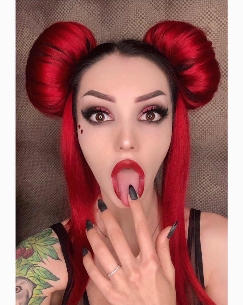 Alexandra Naboka shackle_shot