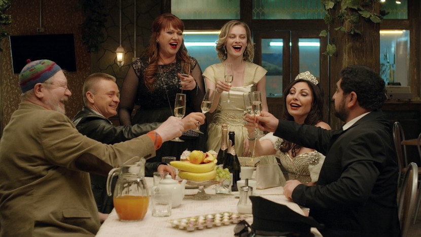 Two girls on shallows with Olga Kartunkova