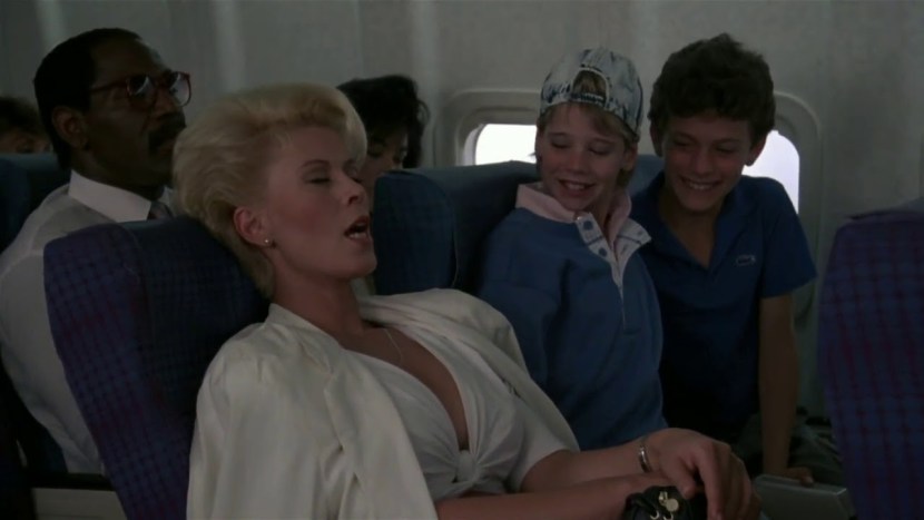 Leslie Isterbruk in underwear