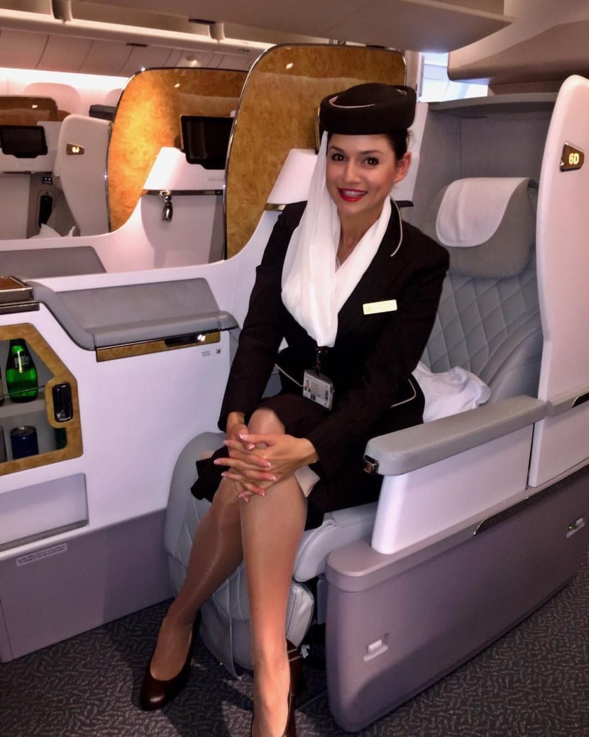 Stewardess Alexander Emiramest