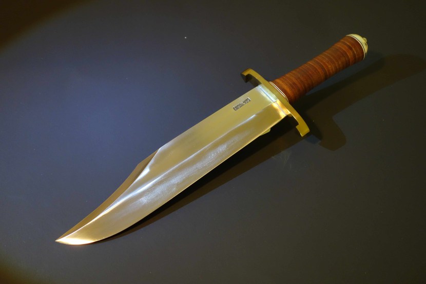 Knife Crocodile Dundi