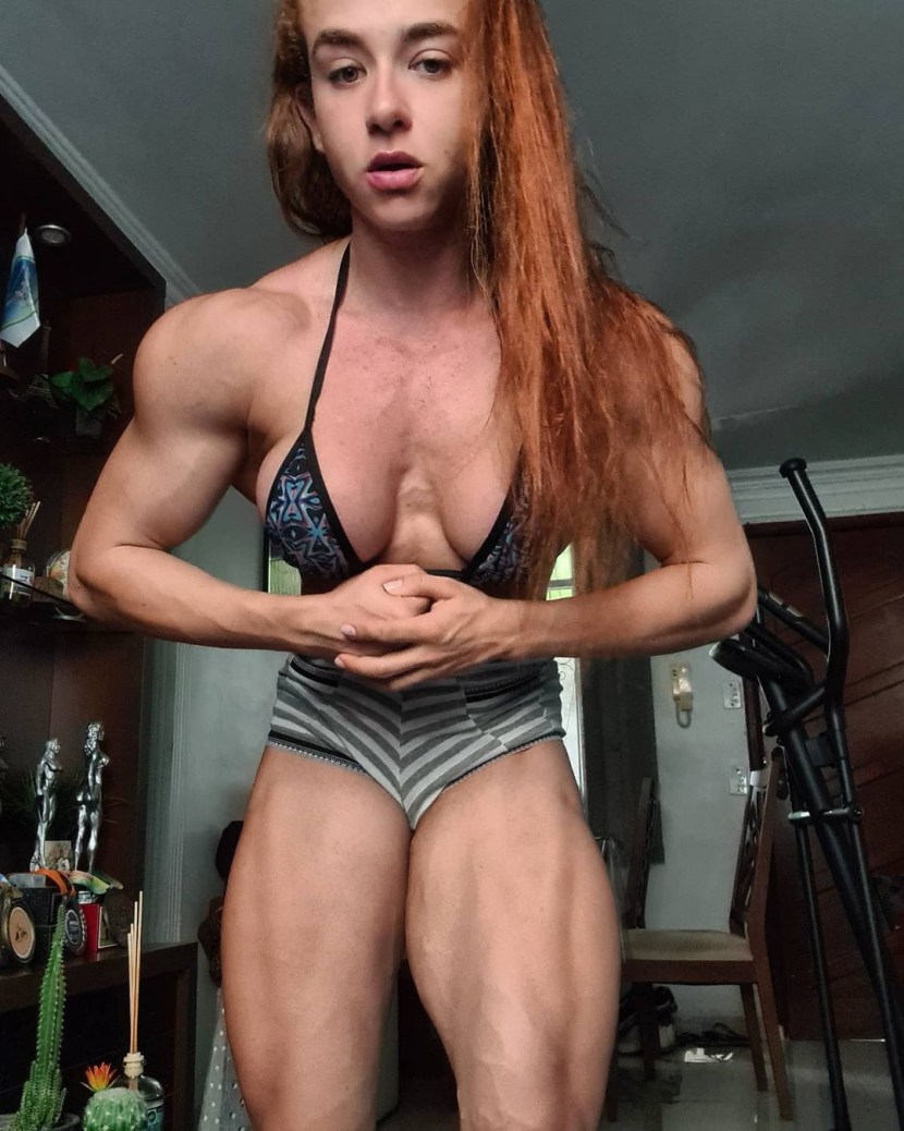 Emily Brand pumped legs photo