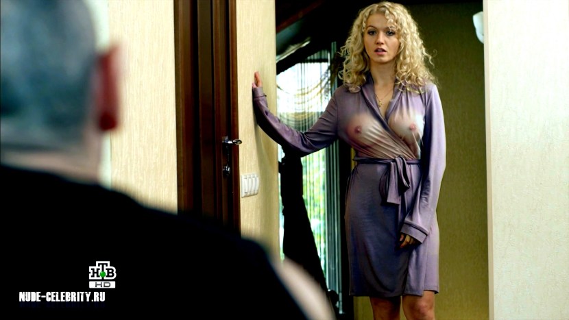 Naked brunette with short wallpaper