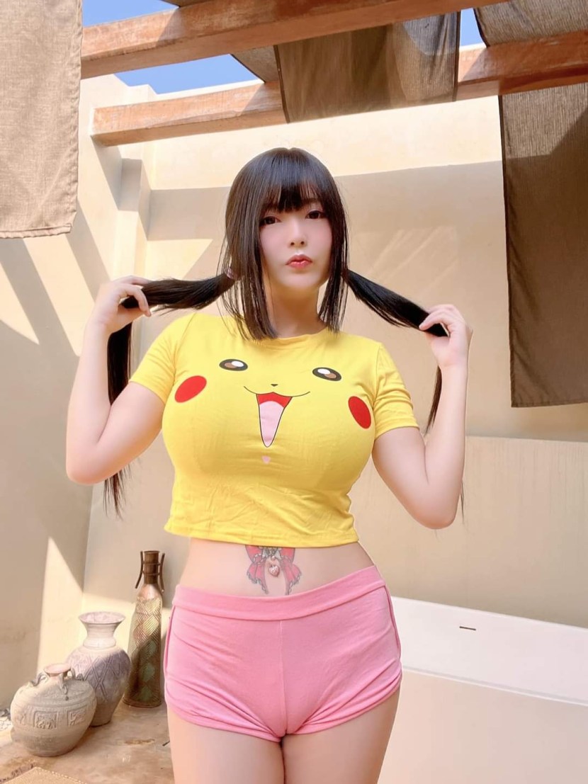 Momoland Nancy in Bikini