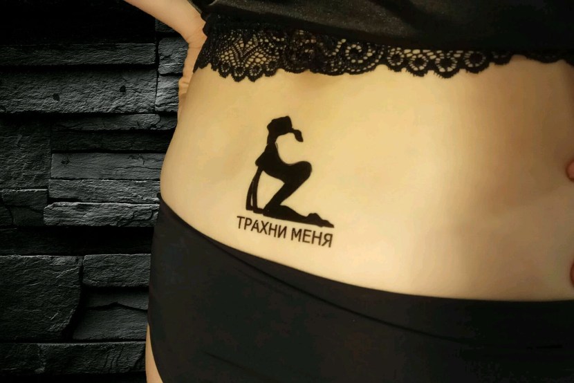 Alana Cruise Cuckold Session Ass to Mouth