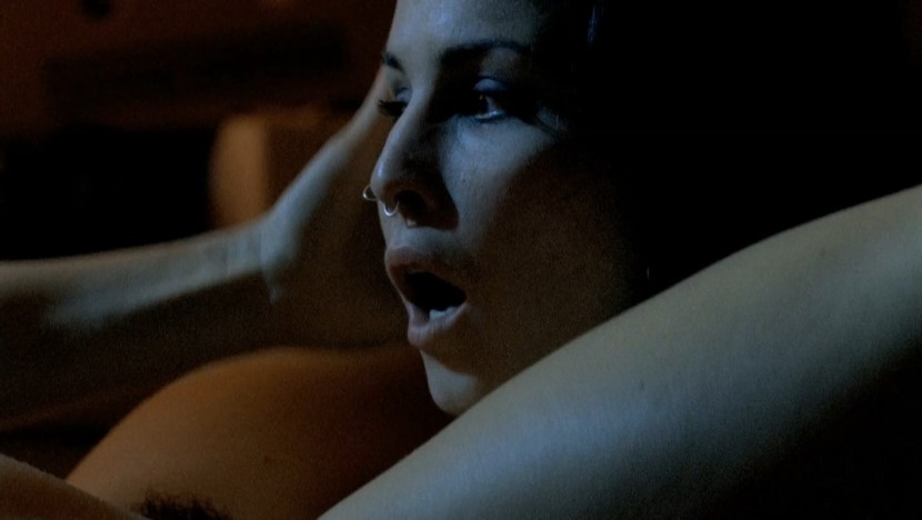 Numi Rapas Erotic photos