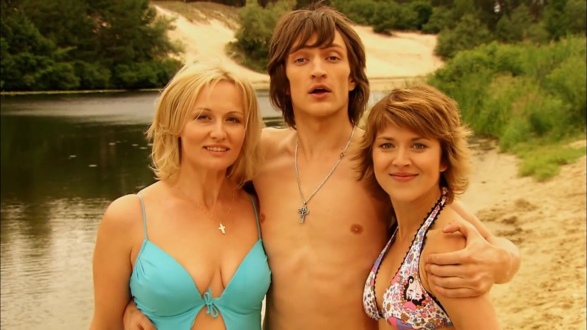 Anna Kuzina University Naked