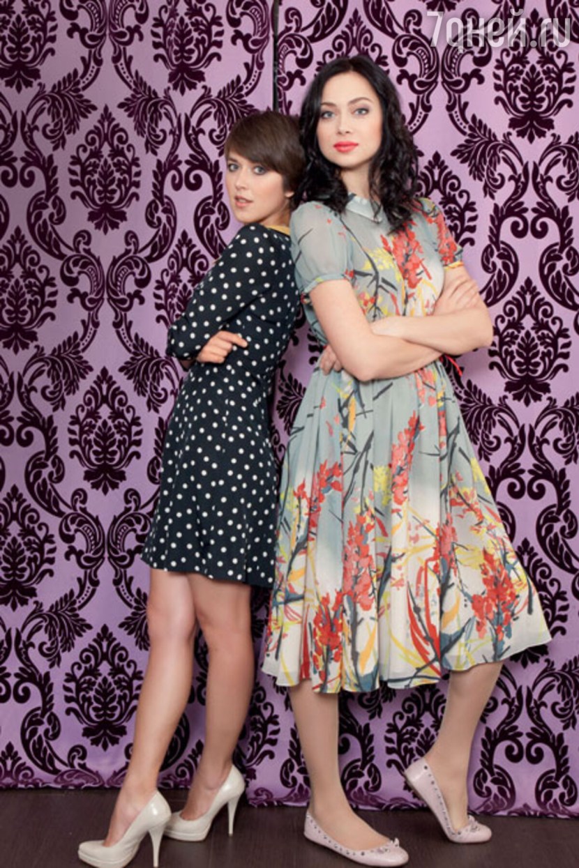 Actress Anna Kuzina Tits