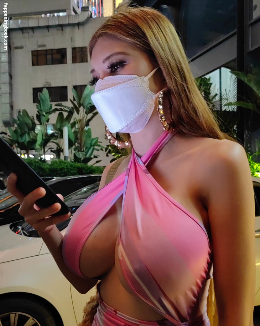 Naomi 'Sexycyborg' wu