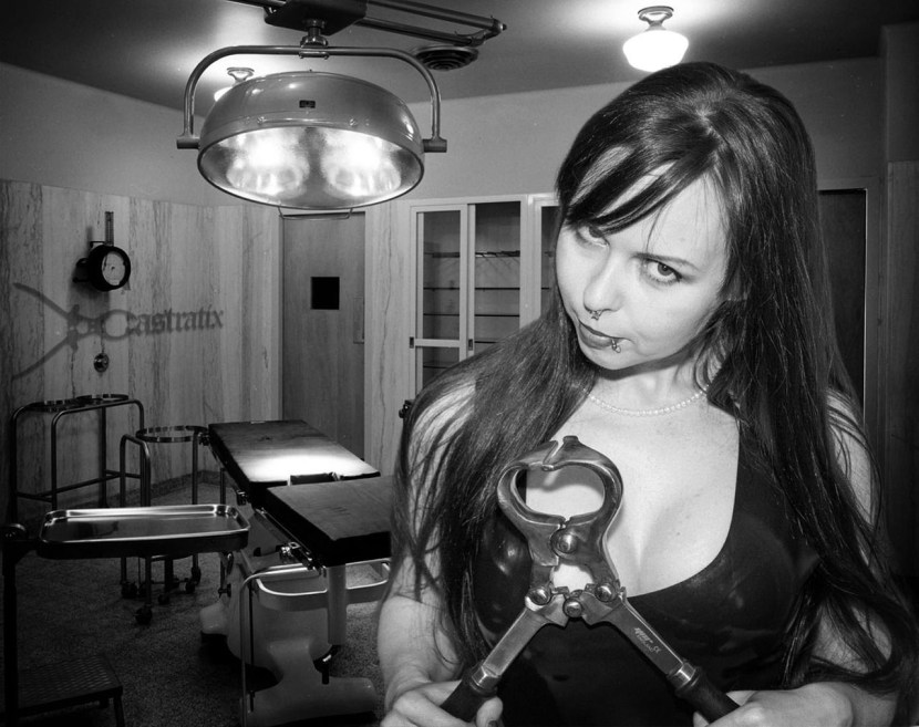 Lady Natalie Black Strapon