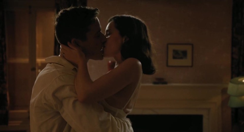 Emily and Zoe Descanel Nude