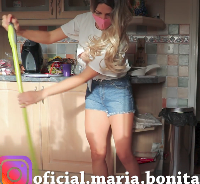 Chika Bonita Masturbation